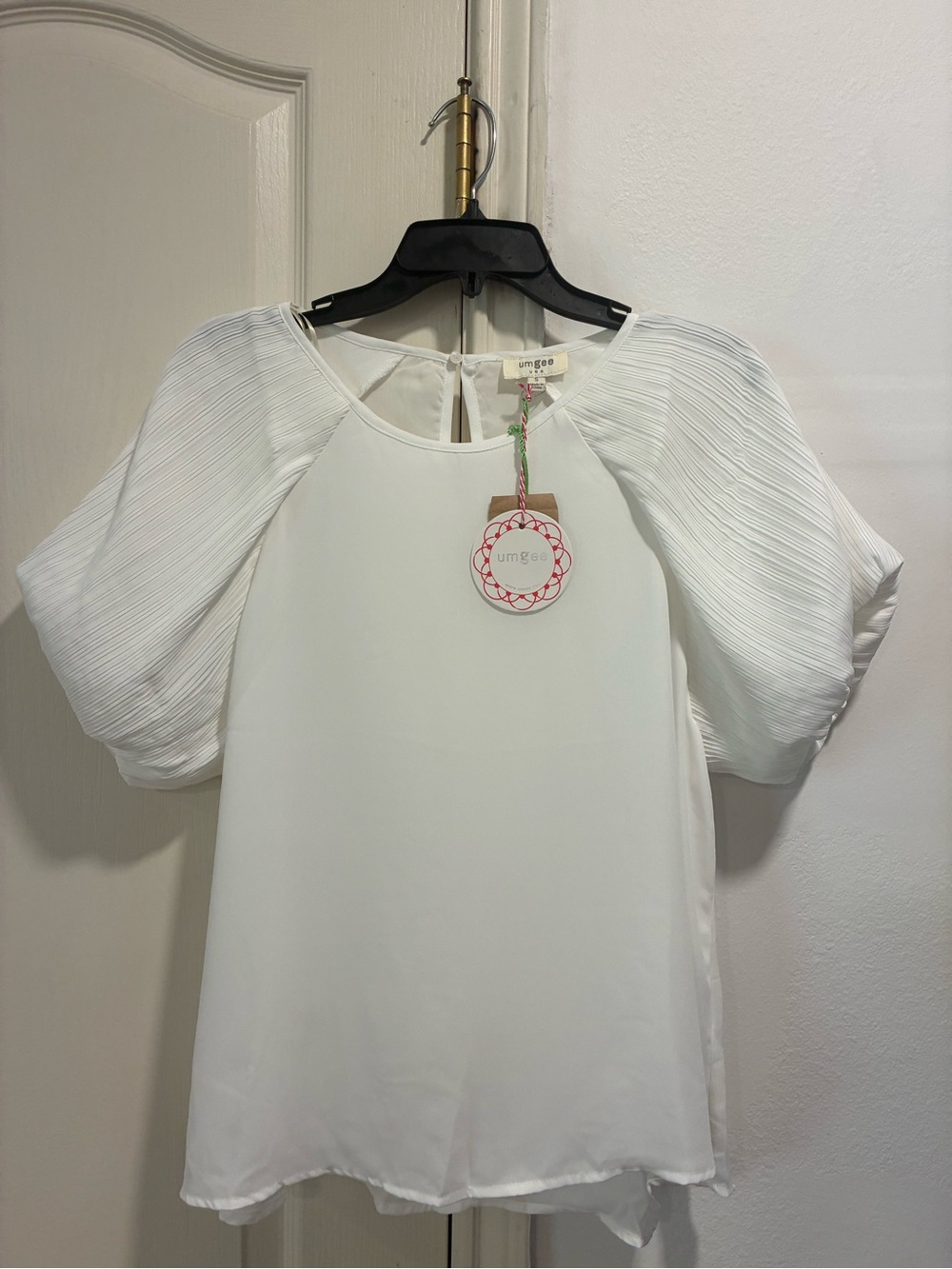 Umgee Ivory Pleated Puff-Sleeve Top New Small